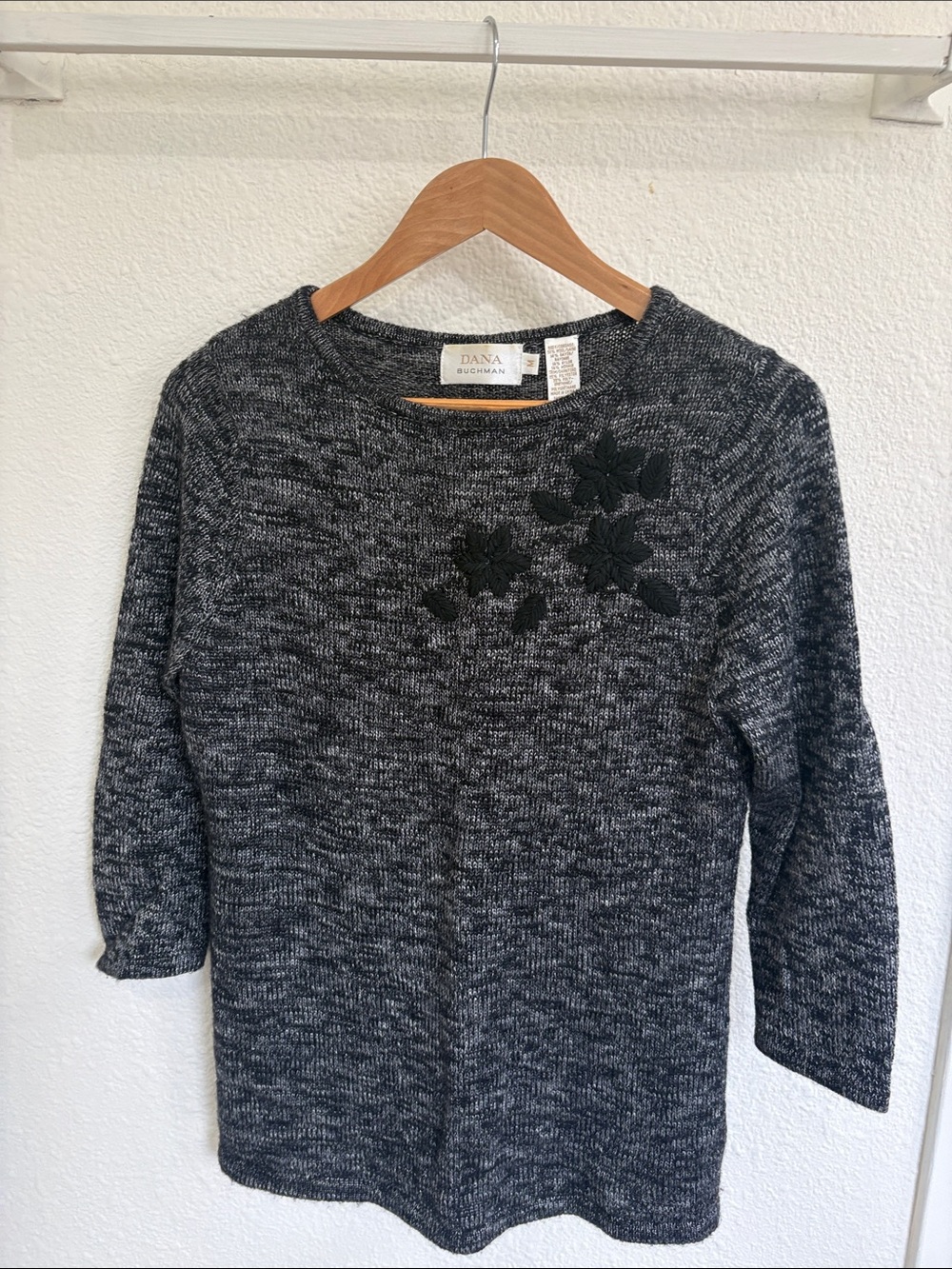 Dana Buchman Black-Gray Crewneck Sweater with Floral Appliqué. Tunic length